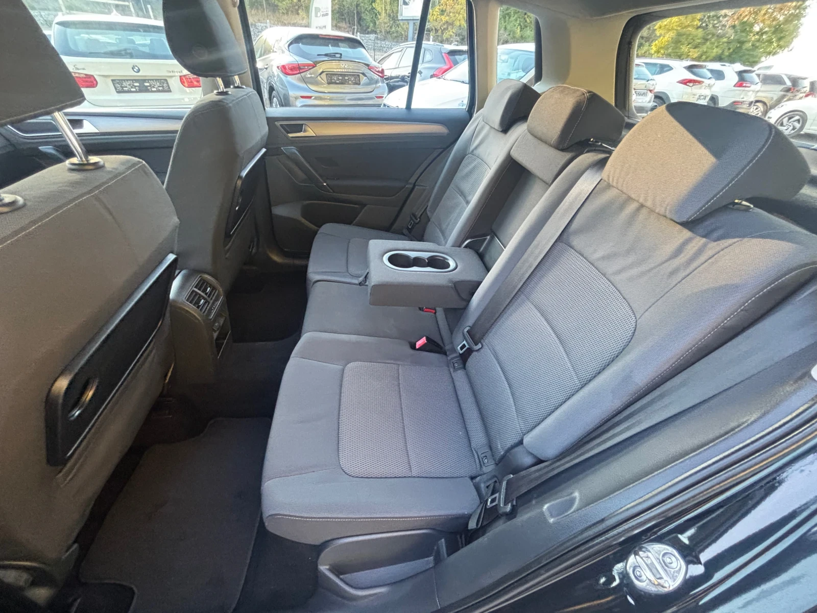 VW Sportsvan 1.6 TDI | Mobile.bg � ����������� 9