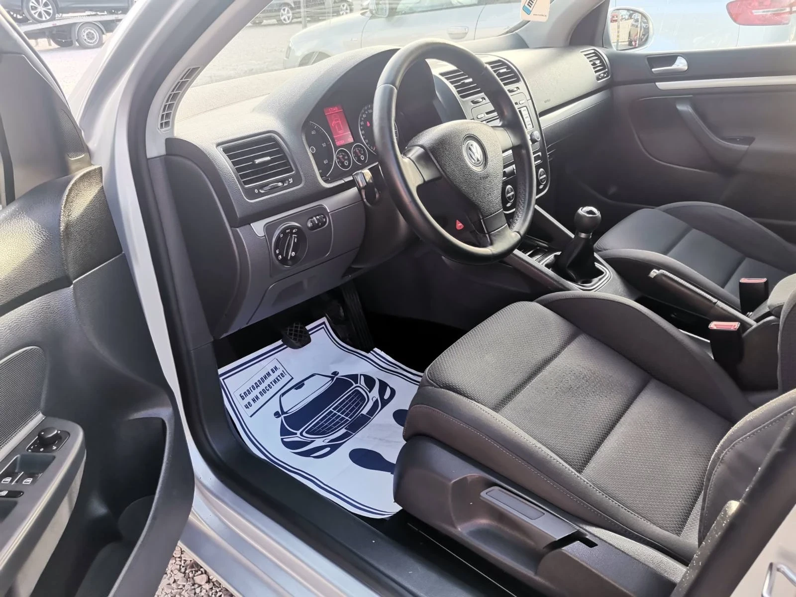 VW Golf 1.9 TDI 105 K.C, снимка 7 - Автомобили и джипове - 56375817