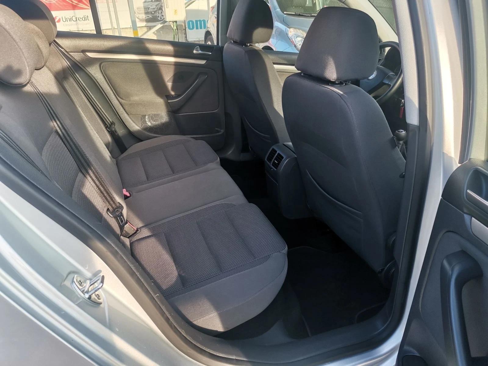 VW Golf 1.9 TDI 105 K.C, снимка 14 - Автомобили и джипове - 56375817
