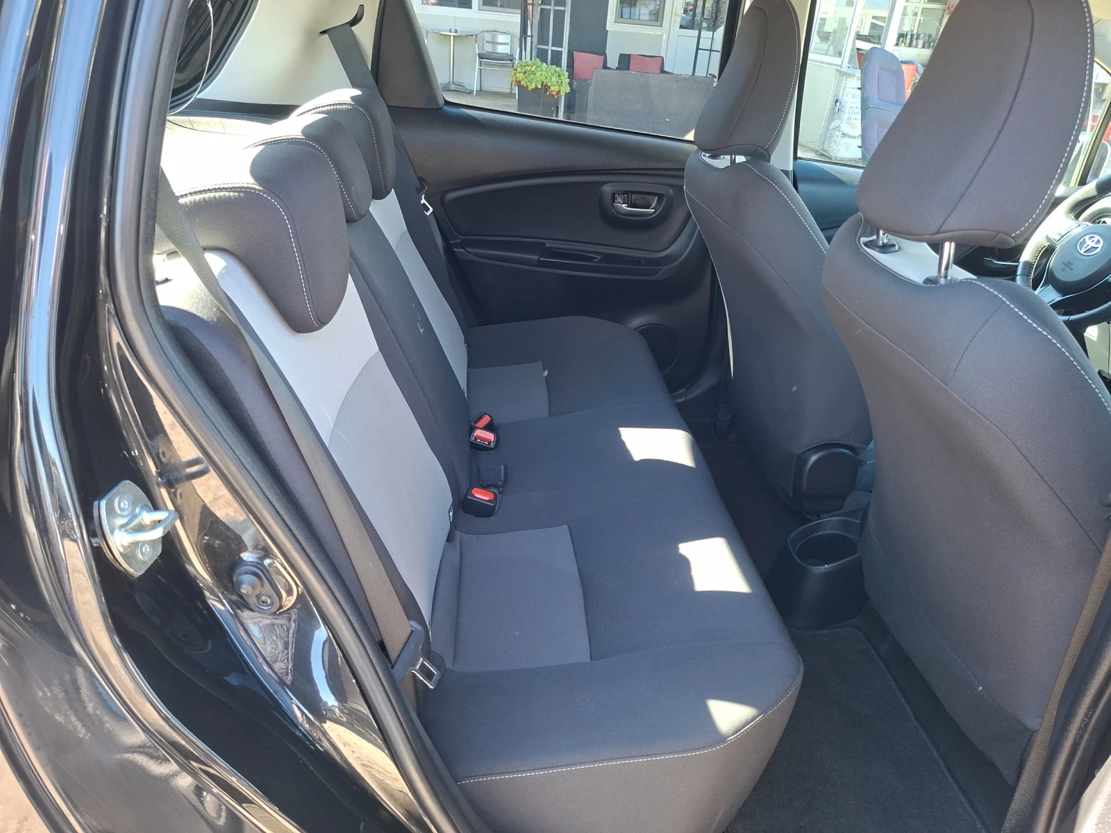 Toyota Yaris 1.5 VVTI | Mobile.bg � ����������� 14