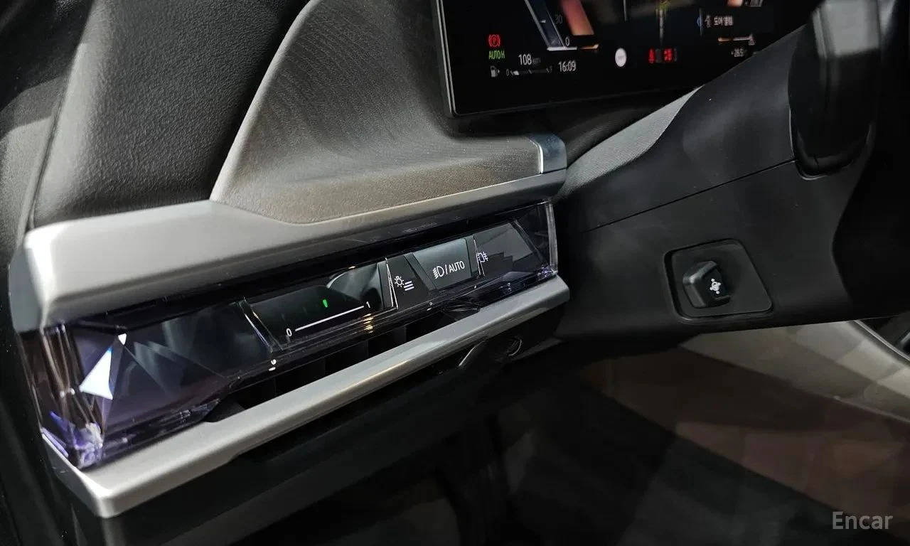 BMW 740, снимка 16 - Автомобили и джипове - 56713397
