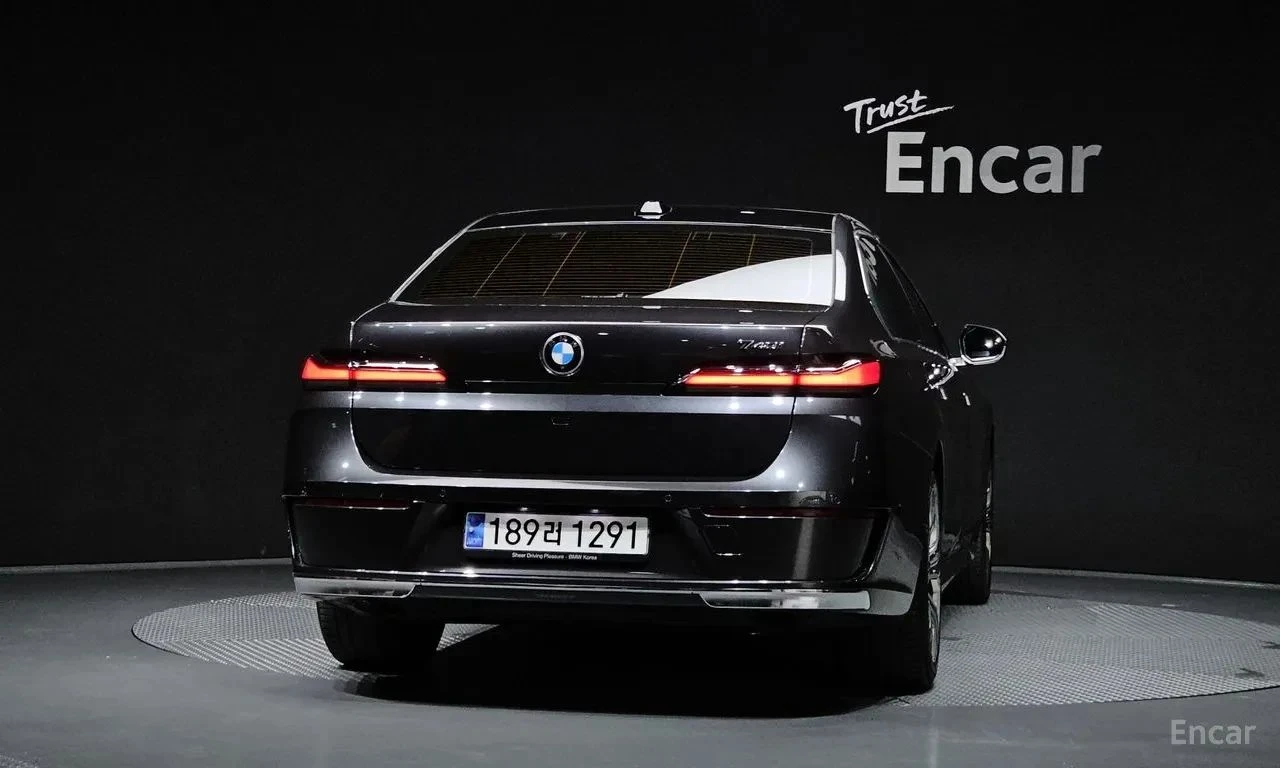 BMW 740, снимка 4 - Автомобили и джипове - 56713397