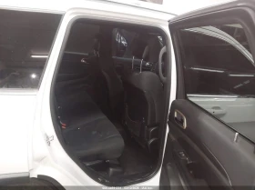 Jeep Grand cherokee 3.6l Laredo 4X2, снимка 8