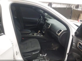 Jeep Grand cherokee 3.6l Laredo 4X2, снимка 5