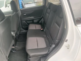 Mitsubishi Outlander 2.2DID 4x4 7места, снимка 9