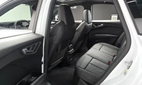 Audi Q4 e-tron 40 Premium Sportback/HUD/ПАНО/ДИСТРОНИК, снимка 10