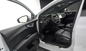 Audi Q4 e-tron 40 Premium Sportback/HUD/ПАНО/ДИСТРОНИК, снимка 9