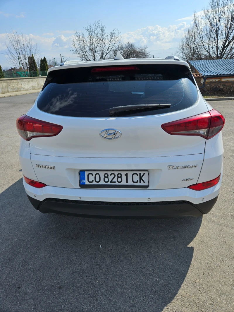 Hyundai Tucson 2, снимка 5 - Автомобили и джипове - 47237187