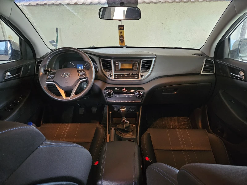 Hyundai Tucson 2, снимка 12 - Автомобили и джипове - 47237187