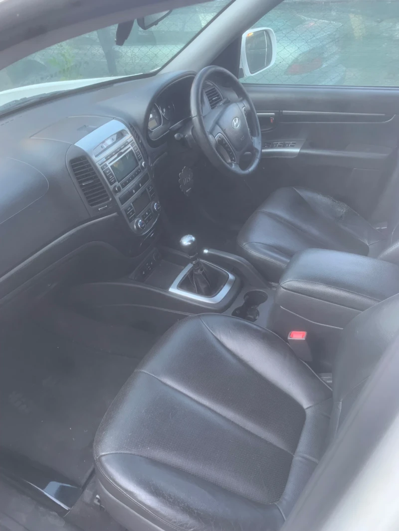 Hyundai Santa fe 2.2 197к.с., снимка 11 - Автомобили и джипове - 52682552