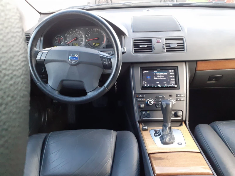 Volvo Xc90 R Design 3.2 LPG4x4  FACE NAVI ABTOMATNK KOЖА ТОП , снимка 6 - Автомобили и джипове - 52156421