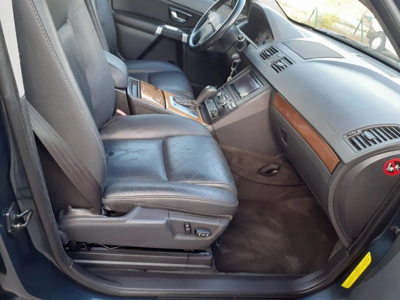 Volvo Xc90 R Design 3.2 LPG4x4  FACE NAVI ABTOMATNK KOЖА ТОП , снимка 9 - Автомобили и джипове - 52156421