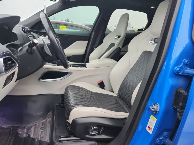 Jaguar F-PACE SVR  CARFAX, снимка 5 - Автомобили и джипове - 53089443