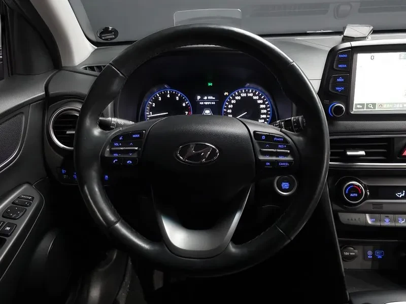 Hyundai Kona 1.6 TURBO 2WD MODERN TECH, снимка 13 - Автомобили и джипове - 54836805