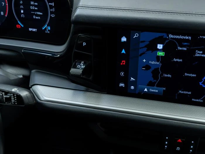 Porsche Cayenne E-HYBRID* BOSE* 360*  PANO* , снимка 12 - Автомобили и джипове - 56177380