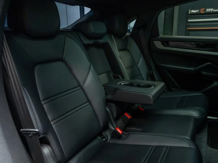 Porsche Cayenne E-HYBRID* BOSE* 360*  PANO* , снимка 14 - Автомобили и джипове - 56177380