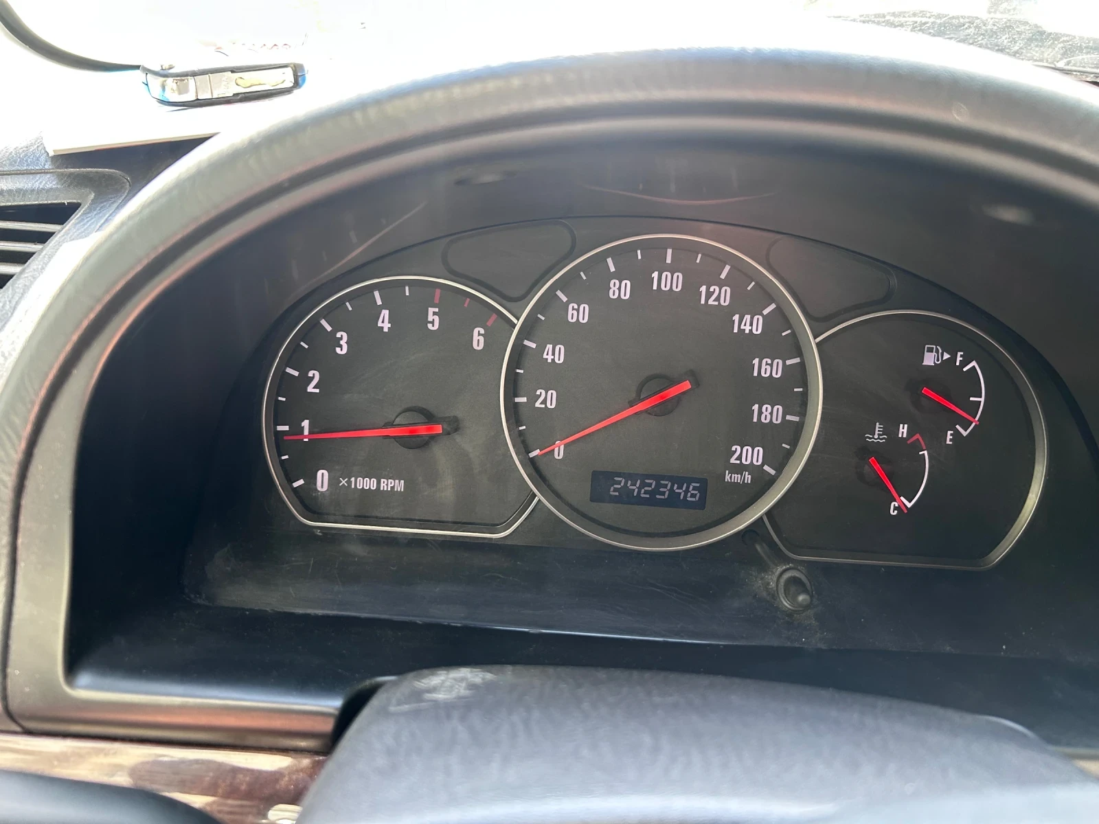 Suzuki Grand vitara  - изображение 8