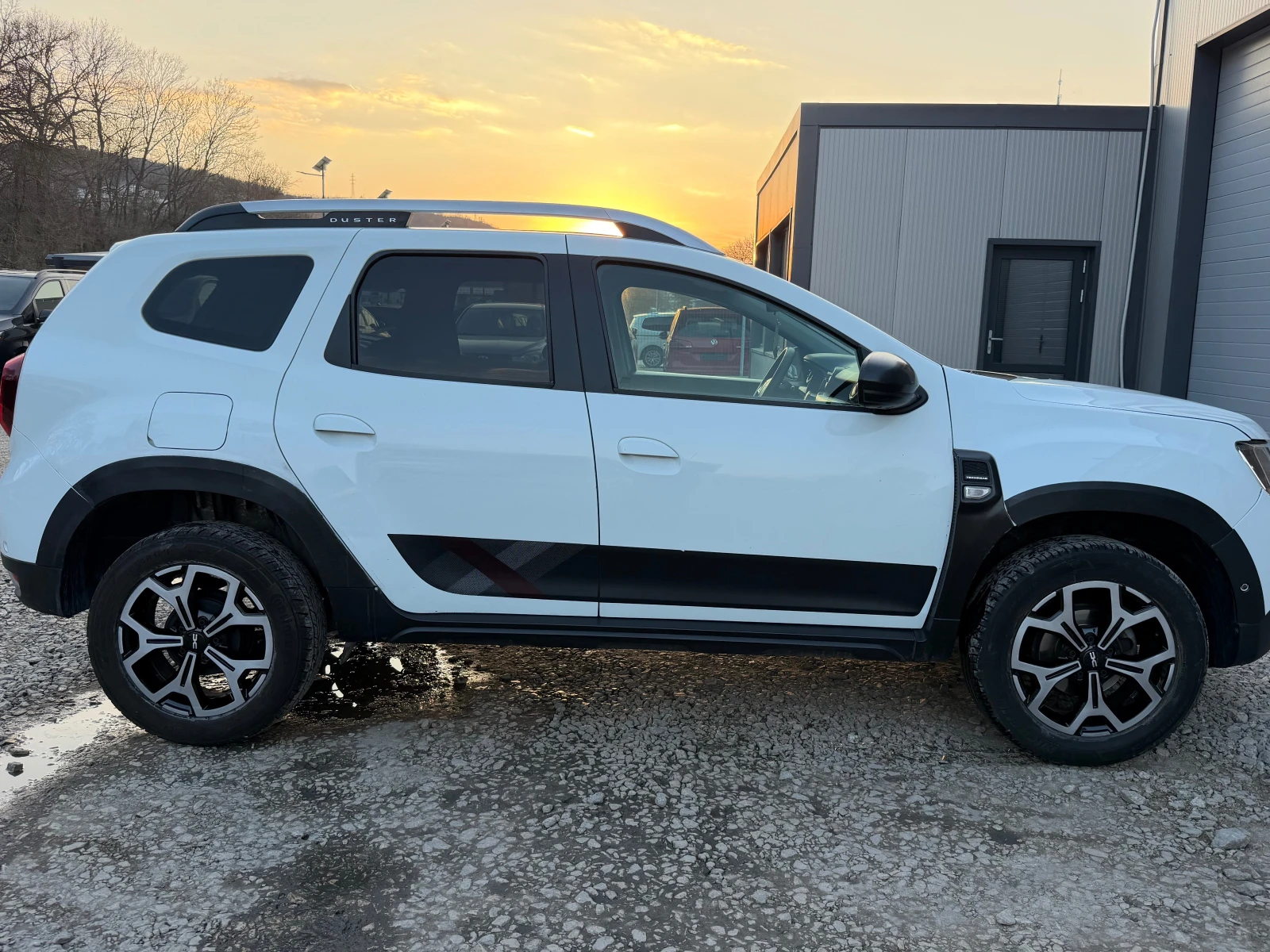 Dacia Duster 1.6Benzin* LPG*  | Mobile.bg � ����������� 5
