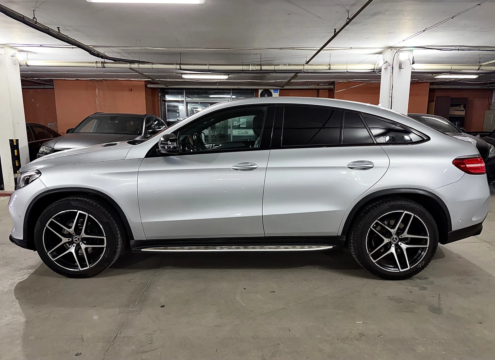 Mercedes-Benz GLE Coupe AMG 2019г. #PANO#DISTR#CAM360#BlindSpot#PODGREV#, снимка 6 - Автомобили и джипове - 54020458