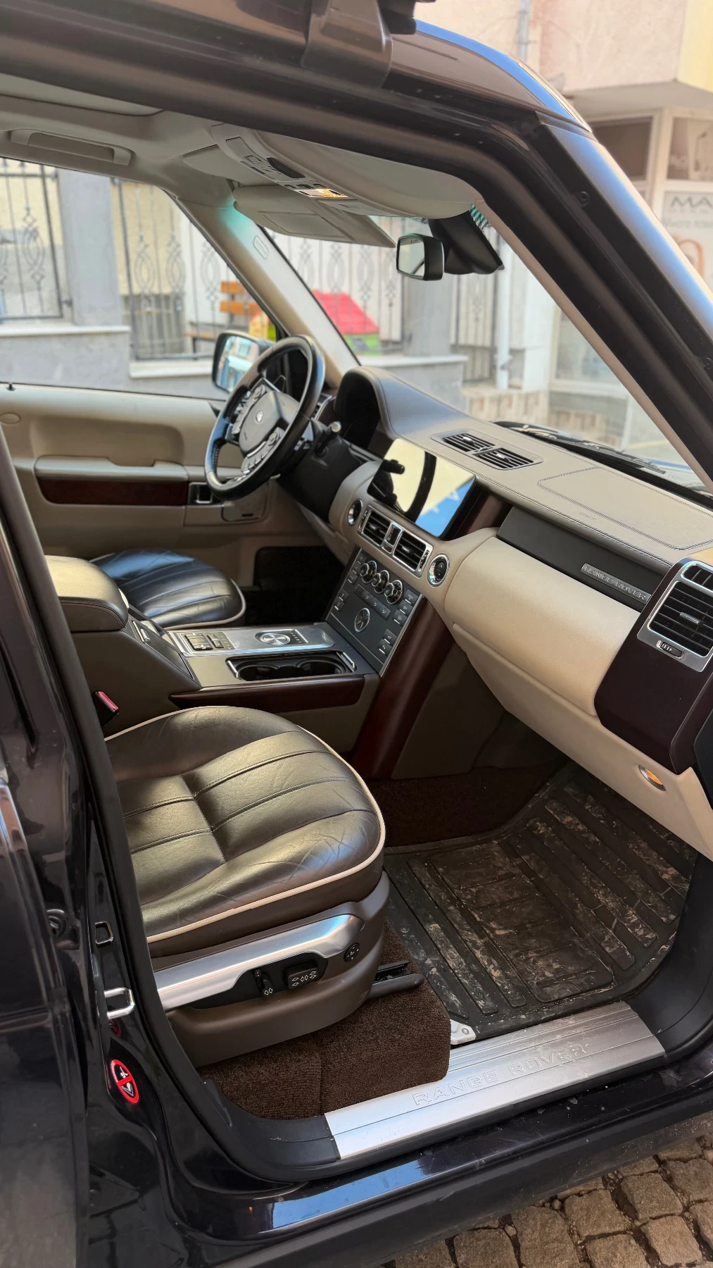 Land Rover Range rover 4.4 Vogue, снимка 6 - Автомобили и джипове - 54099524