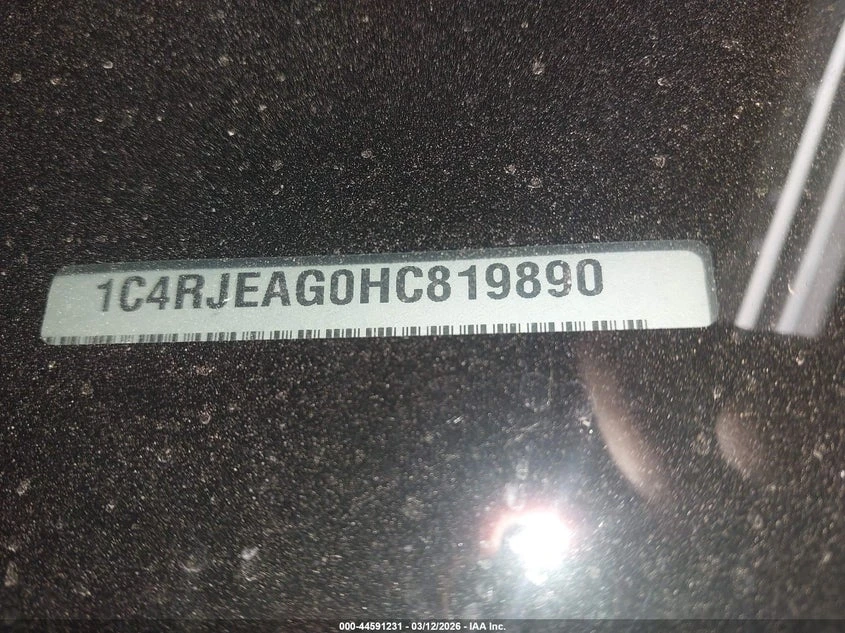 Jeep Grand cherokee 3.6l Laredo 4X2, снимка 9 - Автомобили и джипове - 54247781