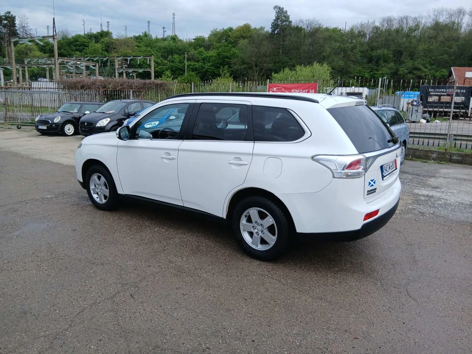 Mitsubishi Outlander 2.2DID 4x4 7места, снимка 4 - Автомобили и джипове - 54483541