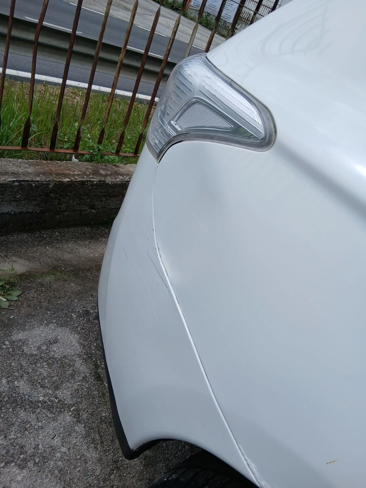 Mitsubishi Outlander 2.2DID 4x4 7места, снимка 13 - Автомобили и джипове - 54483541
