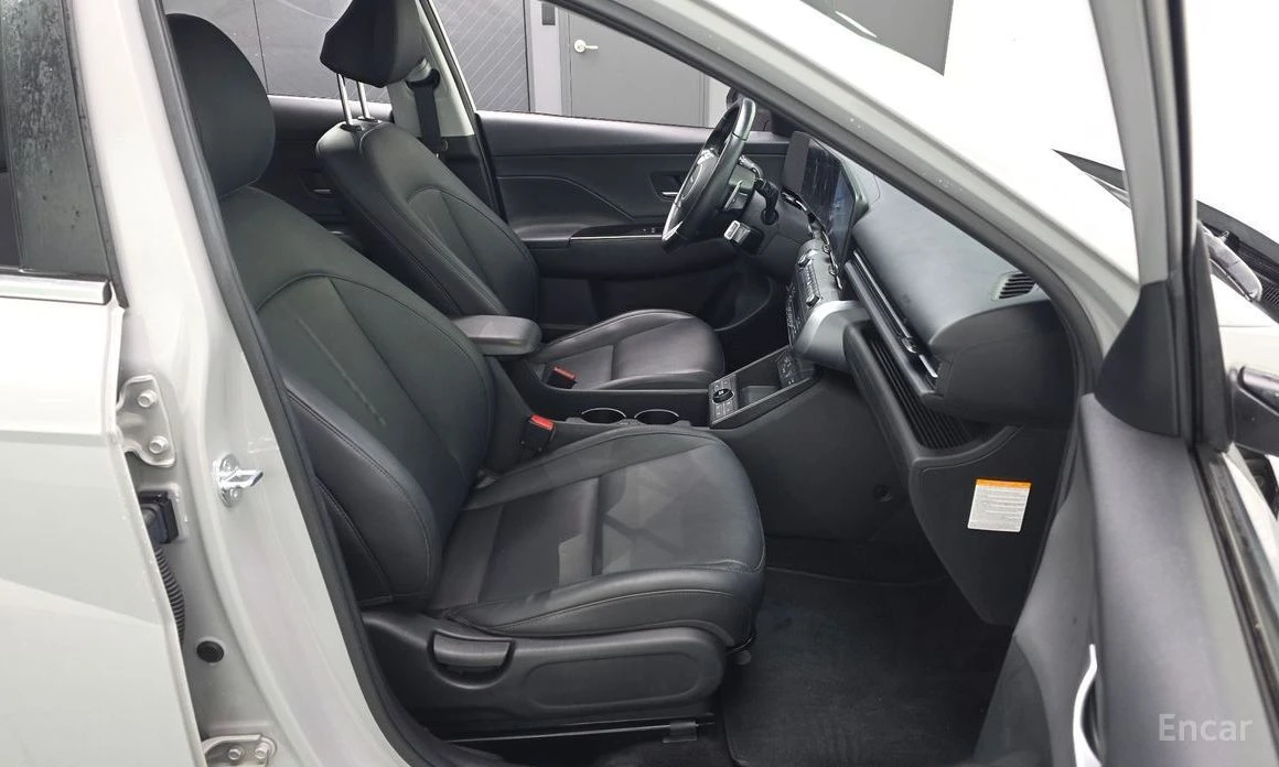 Hyundai Kona, снимка 12 - Автомобили и джипове - 54593755