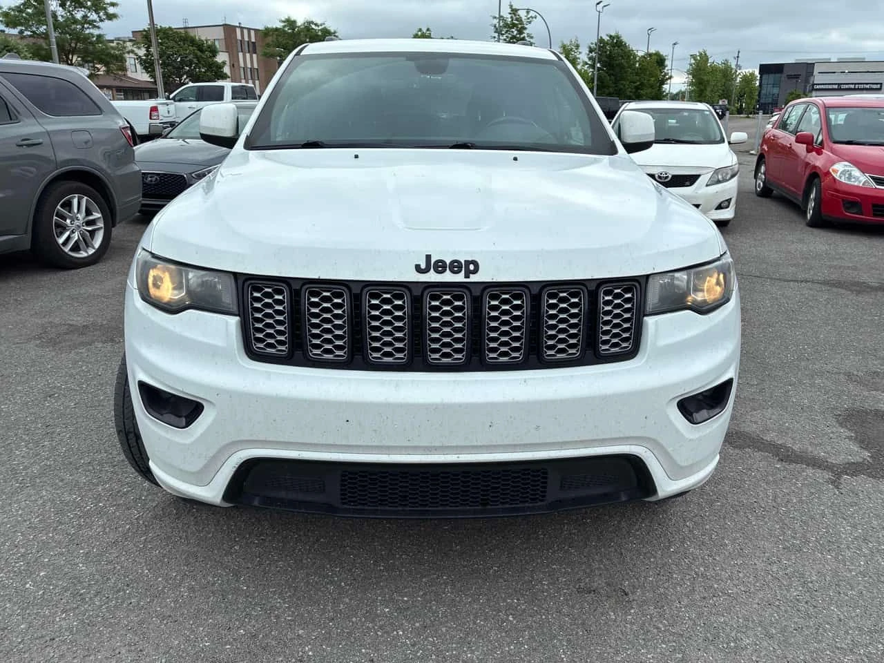 Jeep Grand cherokee * Altitude * CARFAX * ЦЕНА ДО БГ, снимка 2 - Автомобили и джипове - 54884416