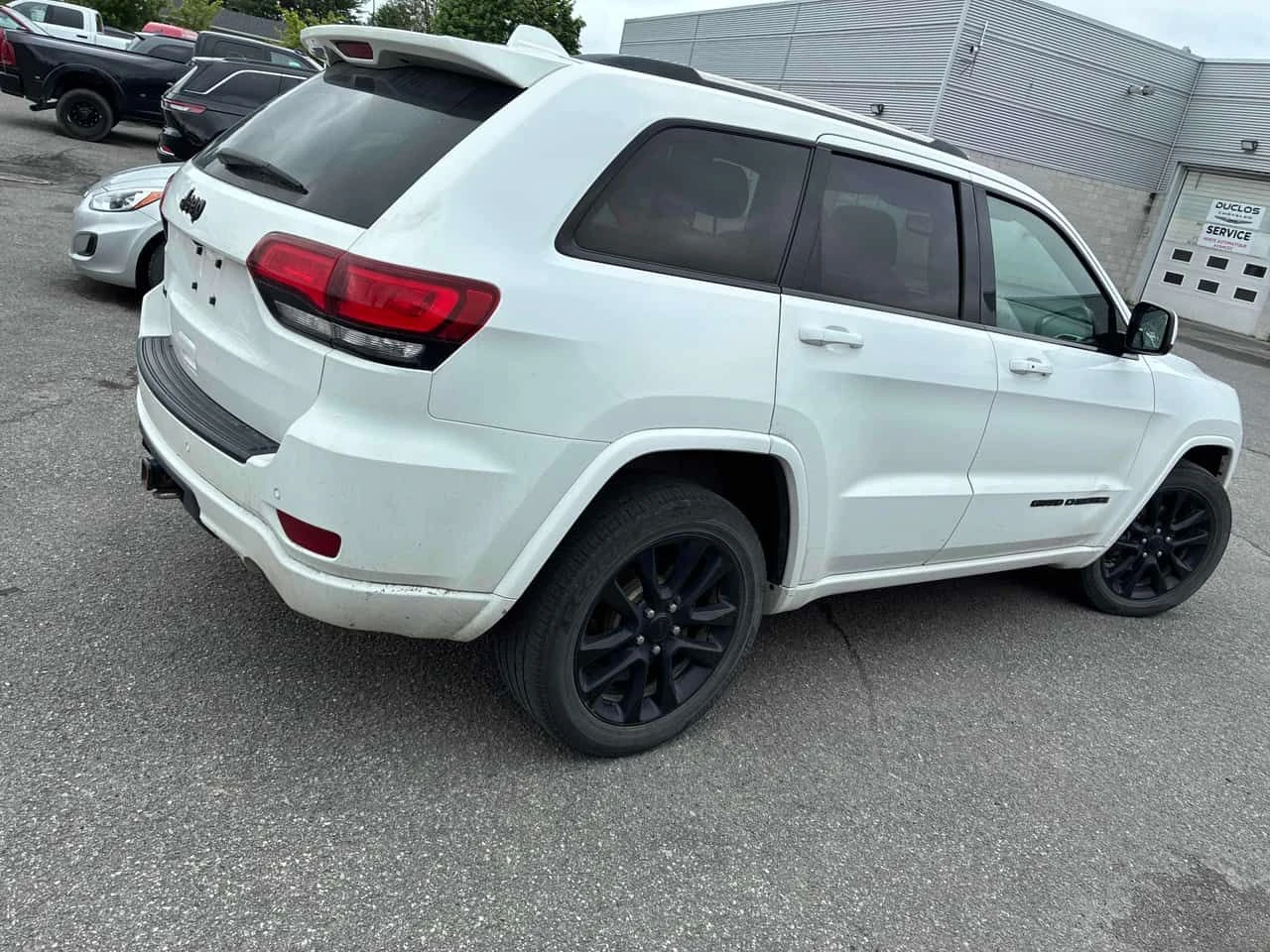 Jeep Grand cherokee * Altitude * CARFAX * ЦЕНА ДО БГ, снимка 4 - Автомобили и джипове - 54884416