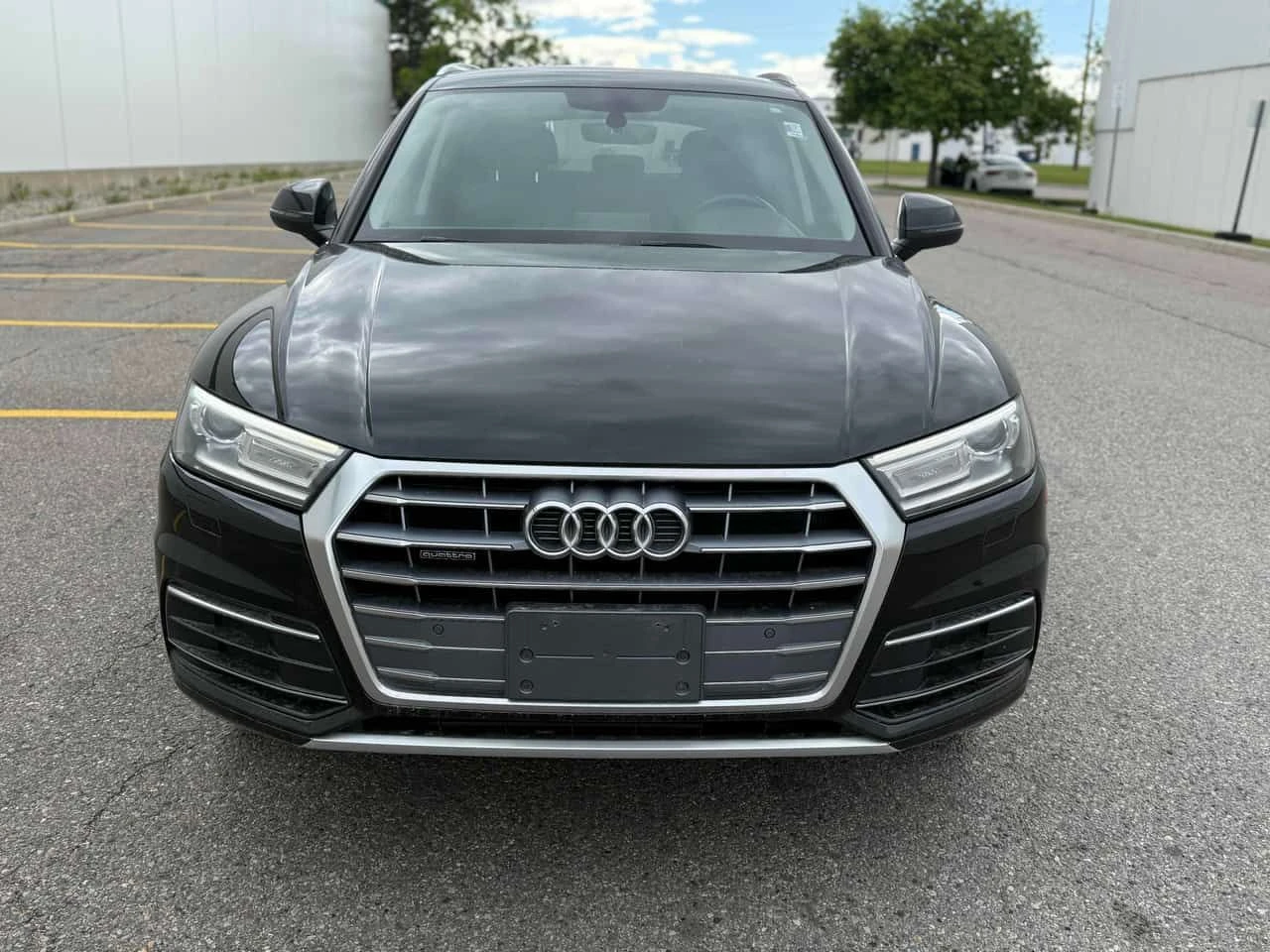Audi Q5  | КОЖА | ПОДГРЕВИ | АВТОКРЕДИТ , снимка 5 - Автомобили и джипове - 54902126