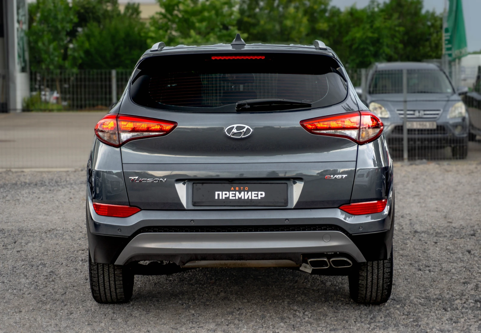 Hyundai Tucson 2.0CRDI-6М.ГАР.РЕАЛНИ КМ., снимка 5 - Автомобили и джипове - 55103331