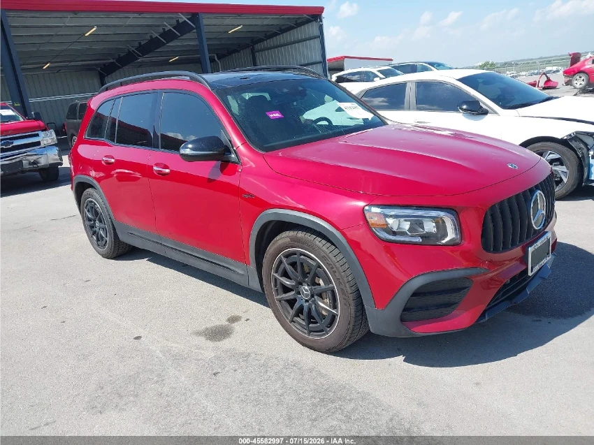 Mercedes-Benz GLB35AMG 4MATIC - DISTRONIC -  BURMESTER - ПОДГРЕВИ - ПАНО