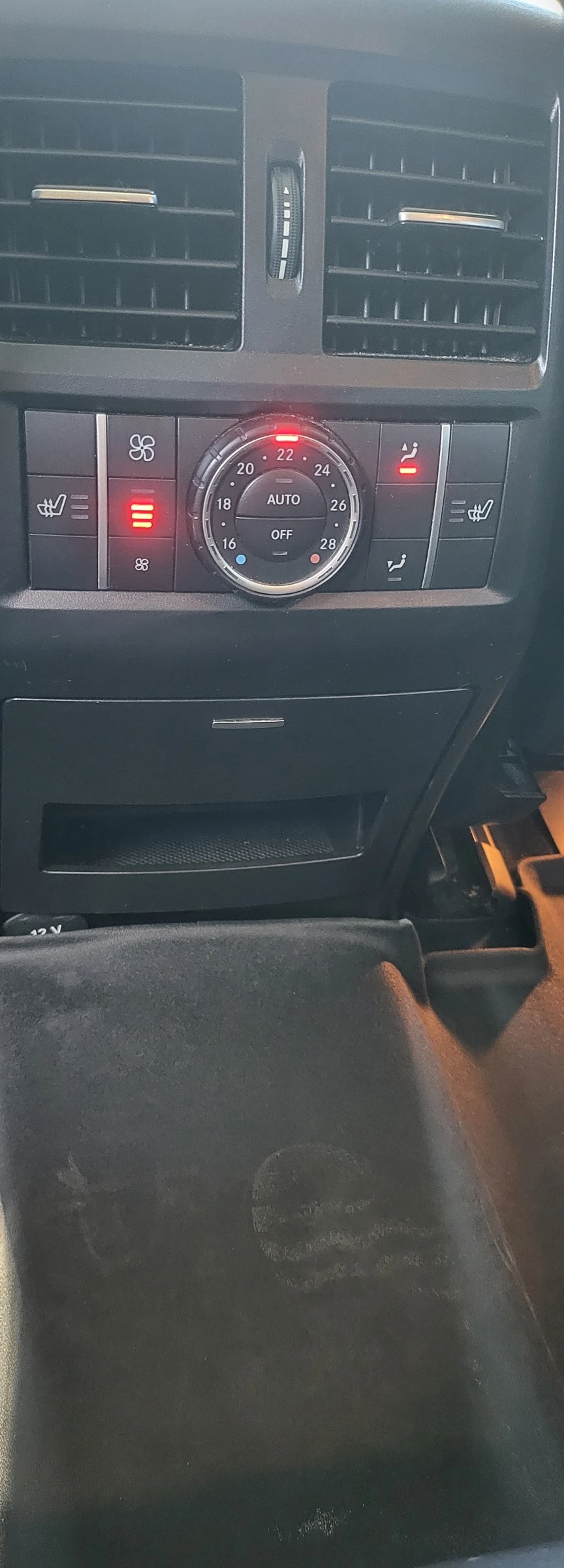 Mercedes-Benz GLS 350 AMG+ FULL SUSPENSION+ ANDROID CARPLAY+ VINYL WRAP , снимка 6 - Автомобили и джипове - 56067329