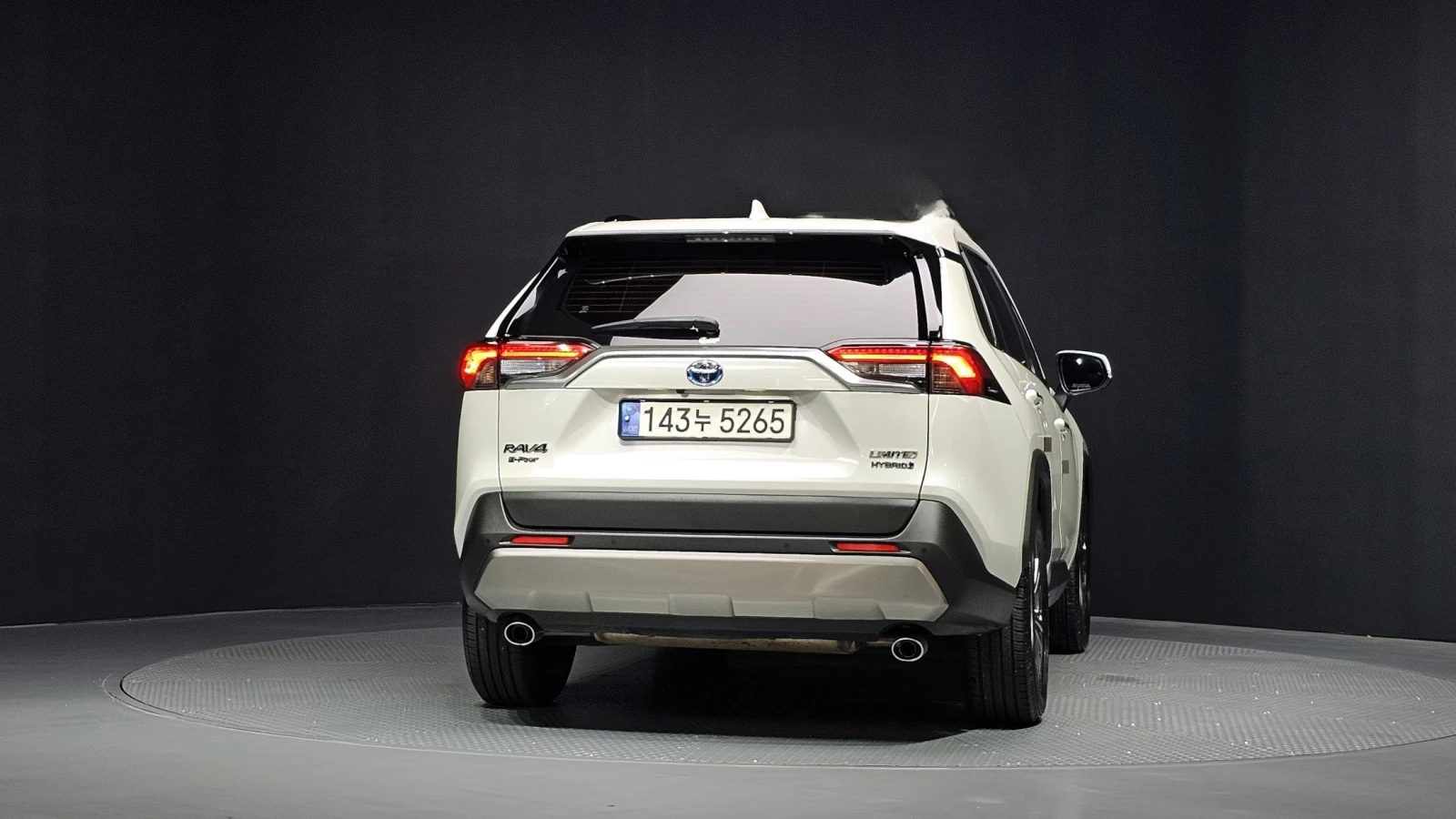 Toyota Rav4 2, 5 Limited Hybrid AWD, снимка 4 - Автомобили и джипове - 56102967