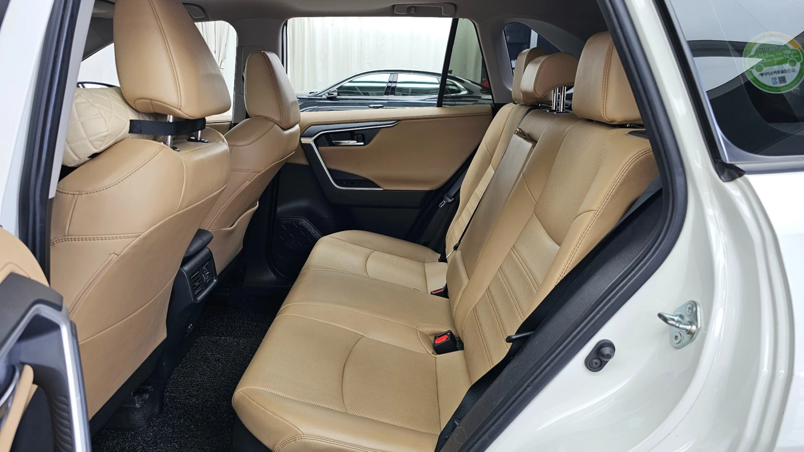 Toyota Rav4 2, 5 Limited Hybrid AWD, снимка 10 - Автомобили и джипове - 56102967