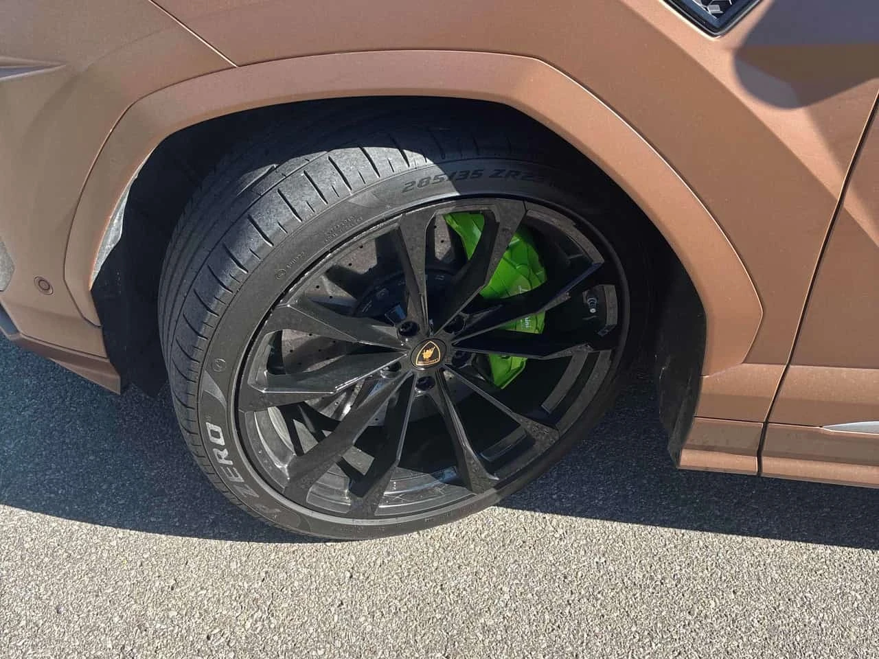 Lamborghini Urus * AWD * АВТОКРЕДИТ  БЕЗ ПЪРВОНАЧАЛНА ВНОСКА* , снимка 7 - Автомобили и джипове - 56211942