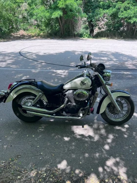 Honda Shadow Чопър, снимка 2
