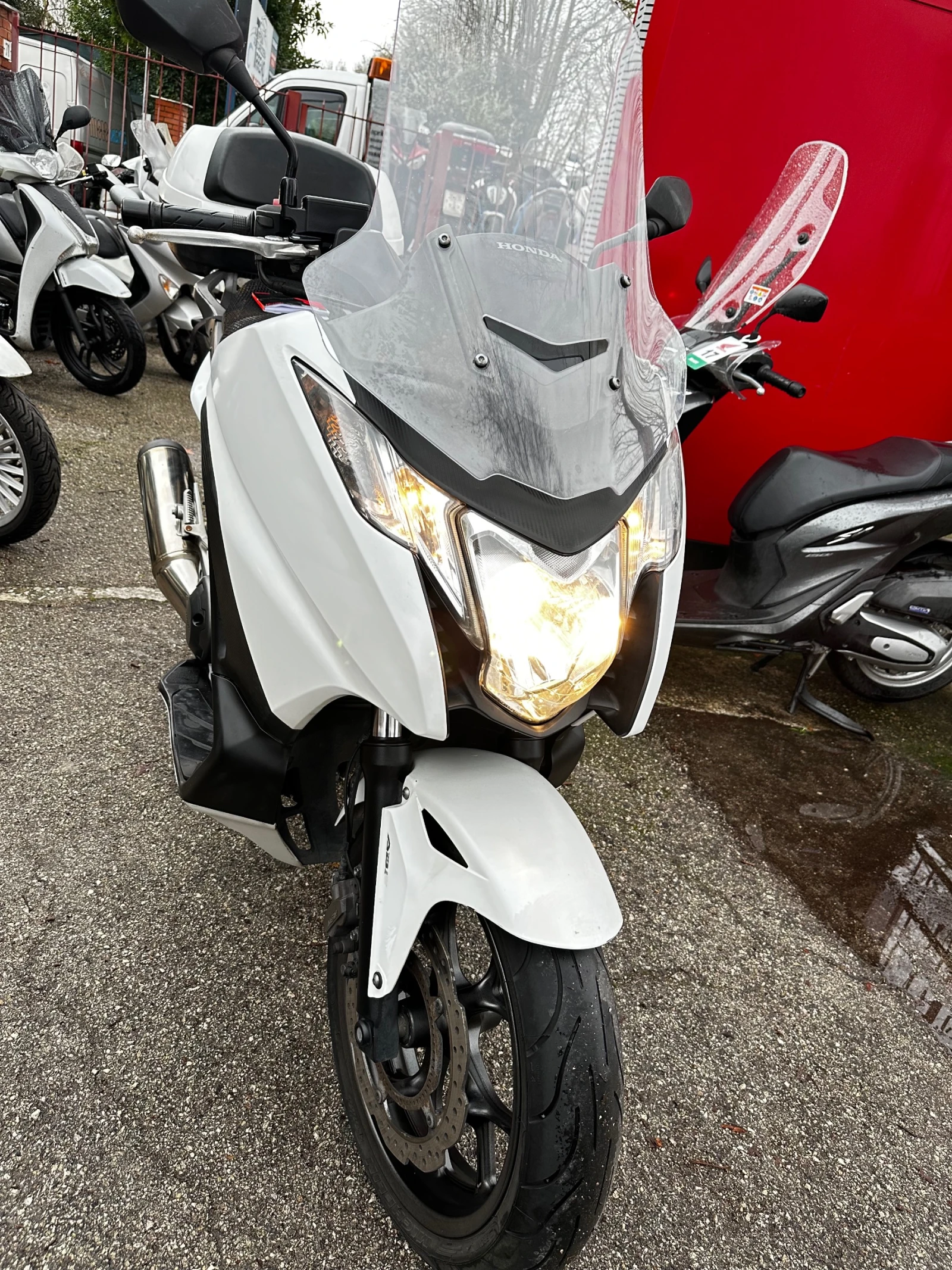 Honda Integra 750i ABS 2015. | Mobile.bg   17