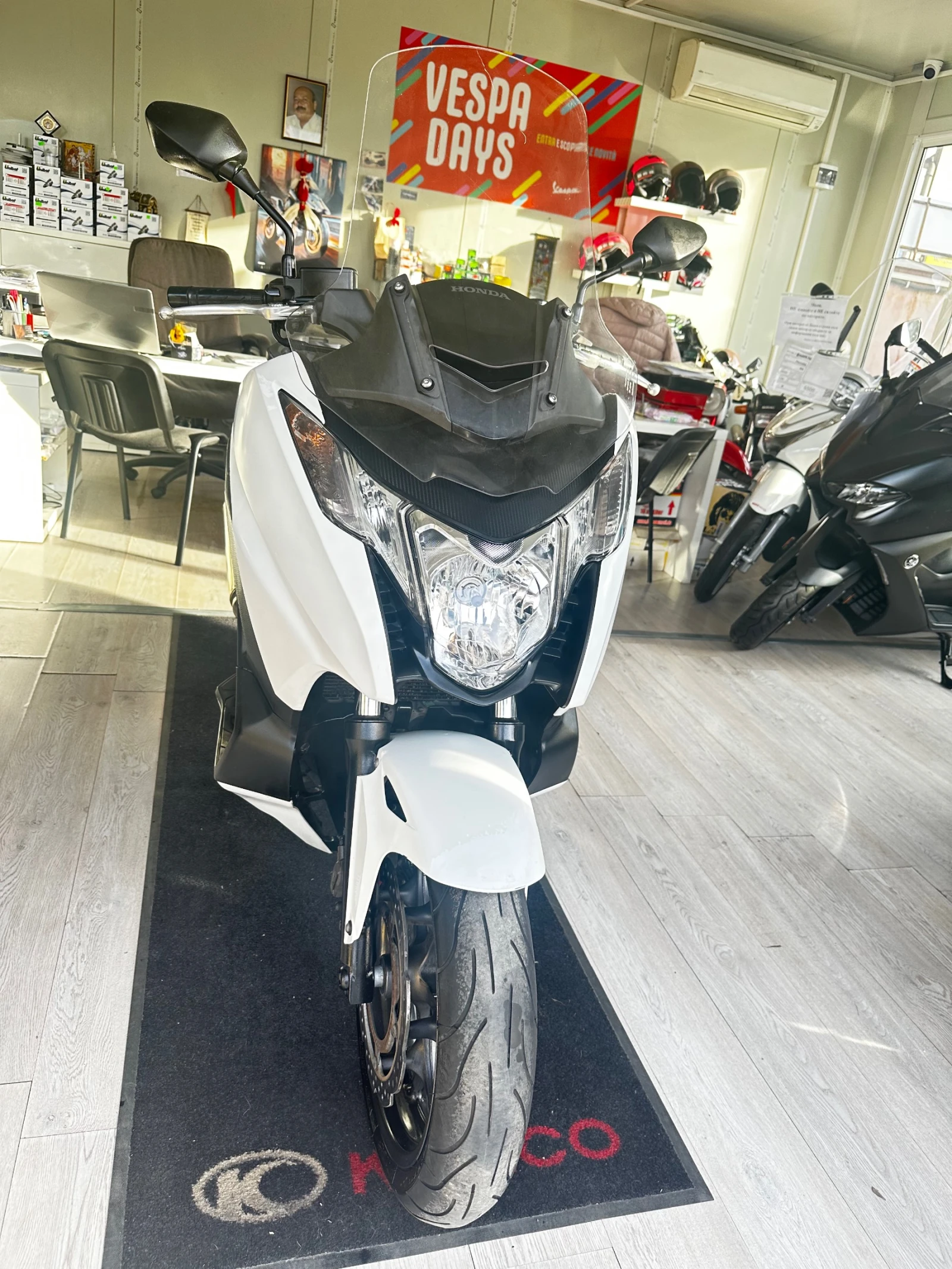 Honda Integra 750i ABS 2015. | Mobile.bg   12
