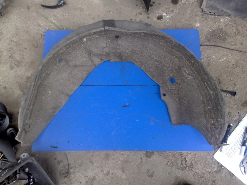 подкалник заден ляв за Мазда 6 комби (ч)