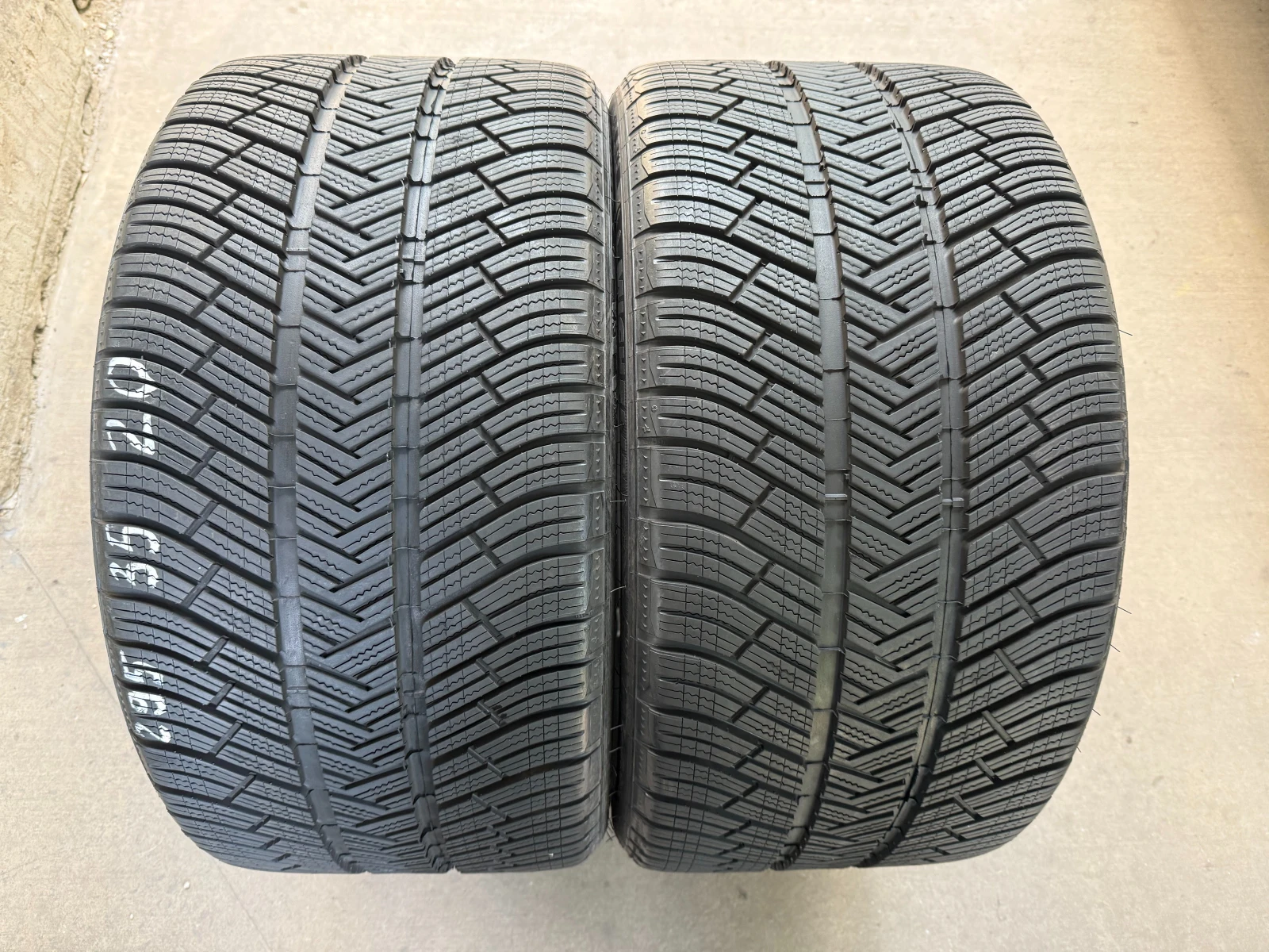  295/35R20 | Mobile.bg   1