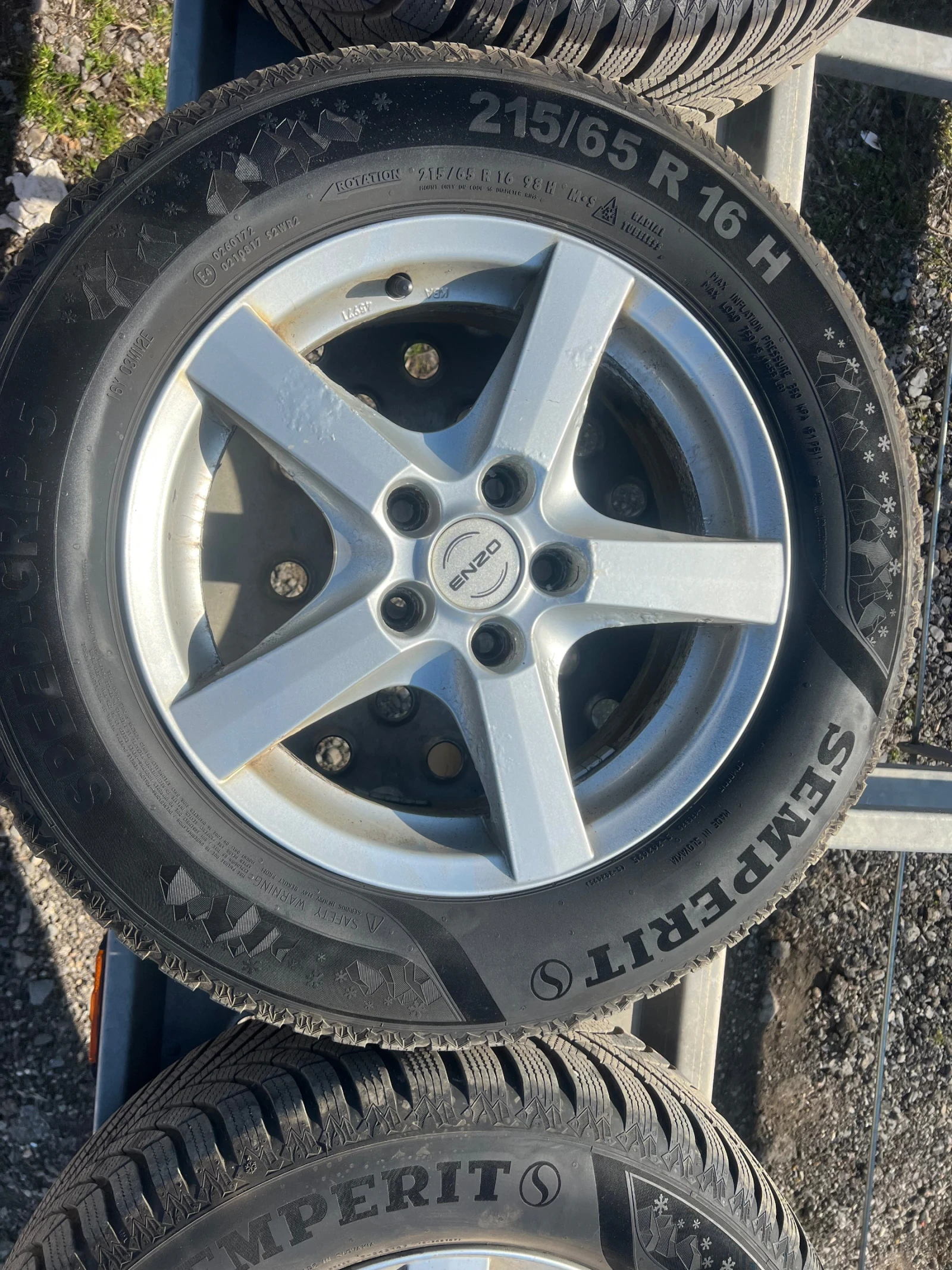 Гуми с джанти Semperit 215/65R16, снимка 4 - Гуми и джанти - 53852401