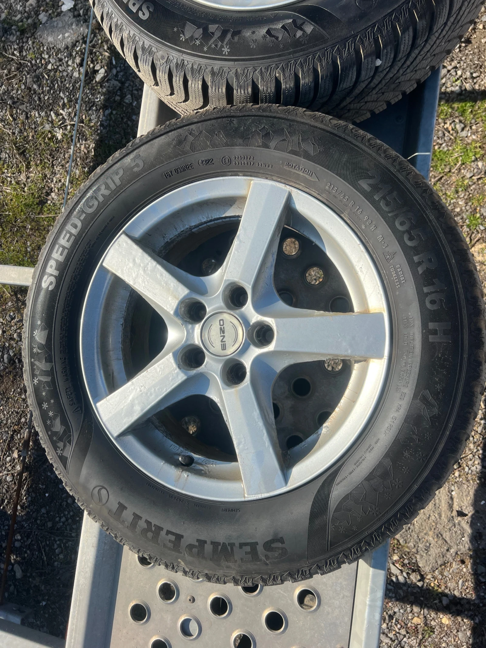 Гуми с джанти Semperit 215/65R16