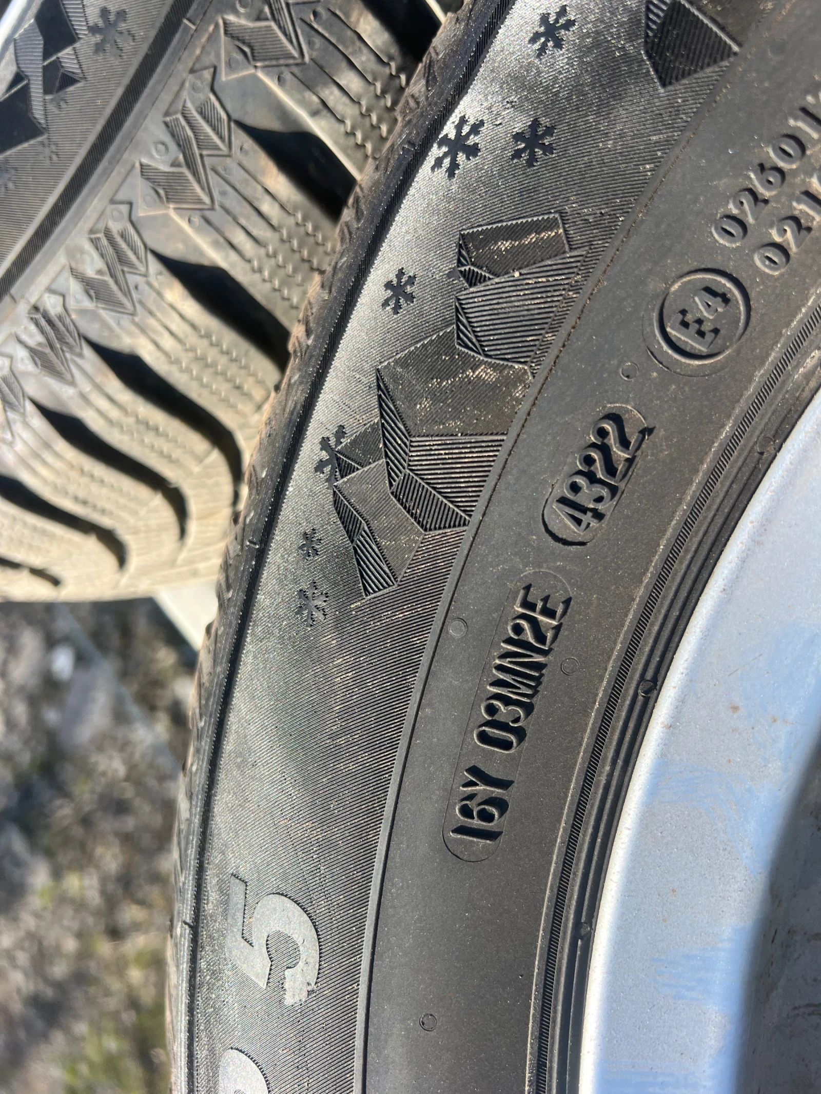 Гуми с джанти Semperit 215/65R16, снимка 7 - Гуми и джанти - 53852401