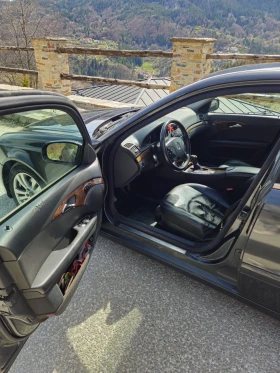 Mercedes-Benz E 200, снимка 12