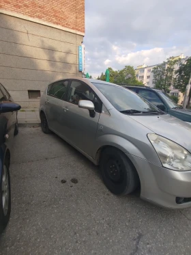     Toyota Corolla verso 136