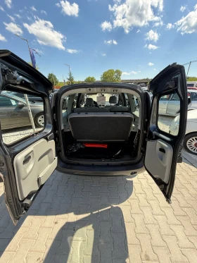 Dacia Logan 1.6* 7места* Регистрирана* Клима* Бартер* - 4999 лв. - 62561050 9
