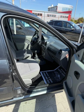 Dacia Logan 1.6* 7места* Регистрирана* Клима* Бартер* - 4999 лв. - 62561050 4