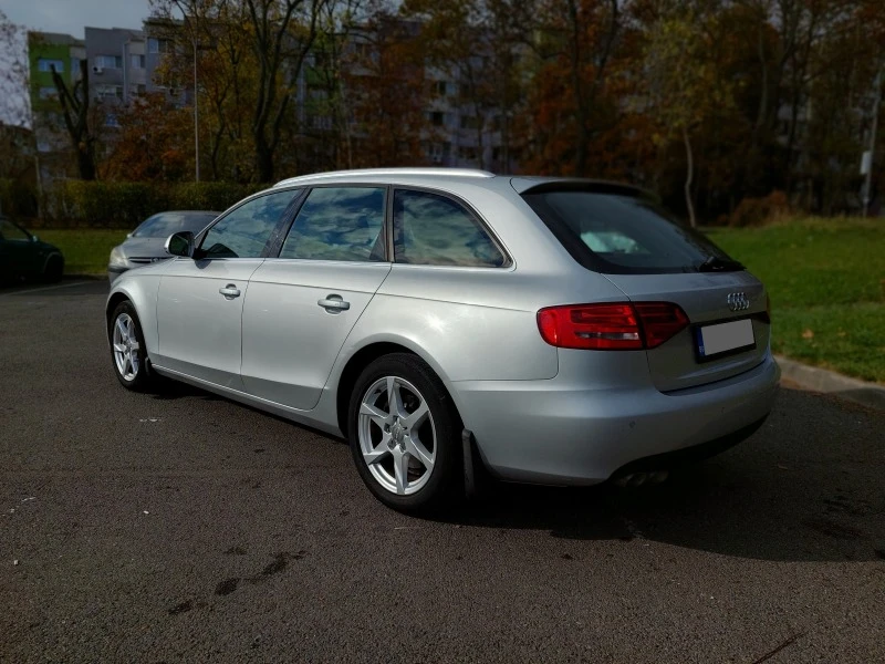 Audi A4 Avant 2.0 TDI, снимка 5 - Автомобили и джипове - 48472093